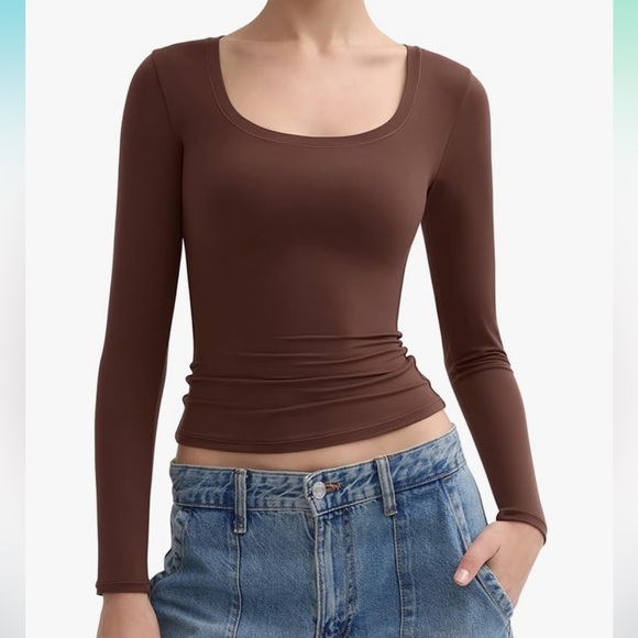 Pumiey Tops - NWT PUMIEY Scoop Neck Long Sleeve Top